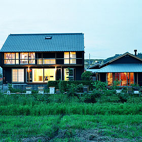 西条の田園住宅群